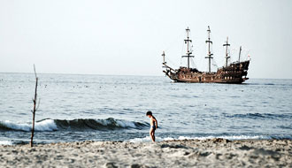 Boy who wanted to be a pirate